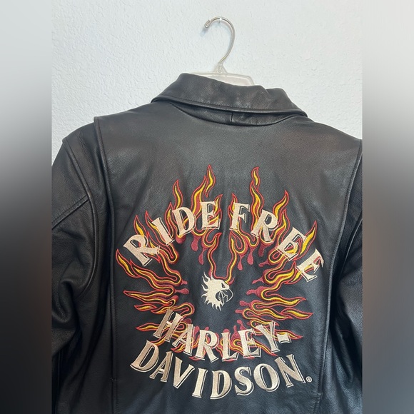 Authentic Ladies Harley Davidson Black Leather Riding Jacket Size M - Picture 10 of 10